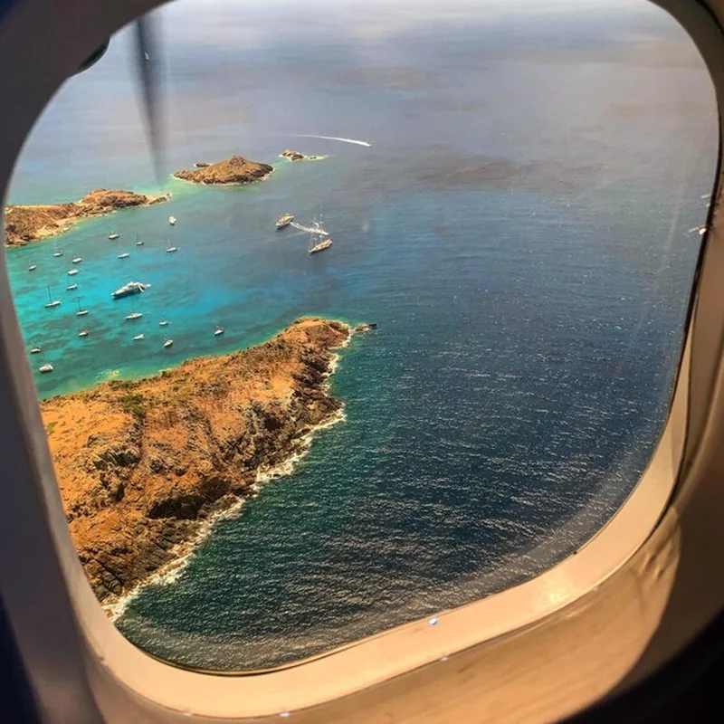 Ile trwa lot z Warszawy do Egiptu? Sprawdź szczegóły podróży